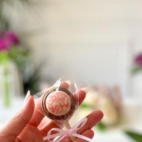 Newborn Congratulations Chocolate Lollipop Tray - Blue/Pink - Fantastic Chocolate