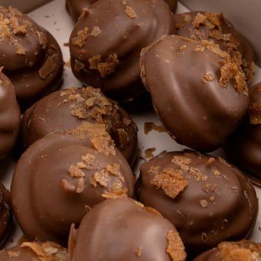 Caramel Swiss Chocolate Box - Fantastic Chocolate
