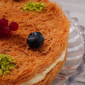 Round Kanafa with Cream Plate - Fantastic Chocolate
