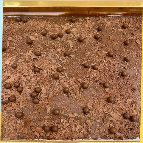 Chocolamo Cake with Vanilla Ice Cream Large - Fantastic Chocolate