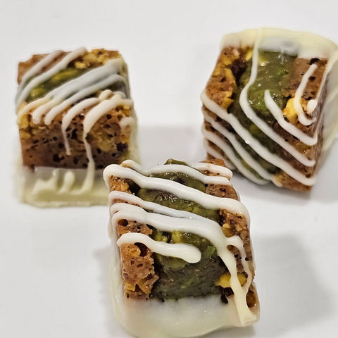 Crunchy Pistachio Caramel Chocolate - Fantastic Chocolate