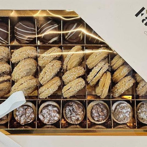 French Biscuit & Ghraiba Box - Fantastic Chocolate