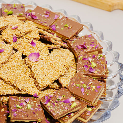Rahash Plate with Sesame - Fantastic Chocolate