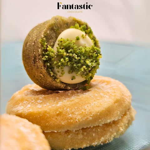 Ghraiba & Petit Four Crystal Tray - Fantastic Chocolate