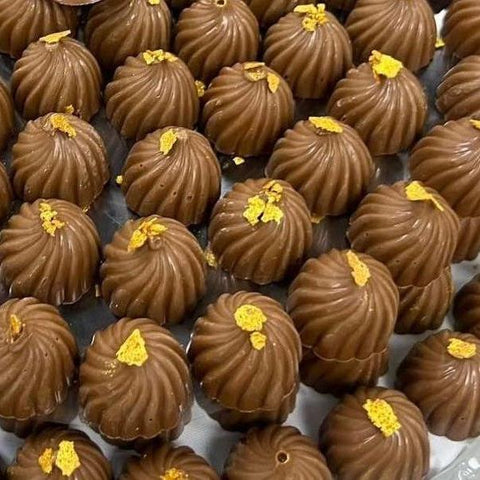 Gold Topping Decorated Chocolate - Crystal Tray - Fantastic Chocolate