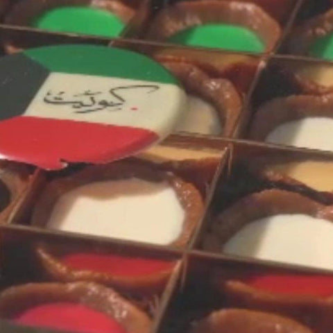 Kuwait Flag Chocolate Cups - Fantastic Chocolate