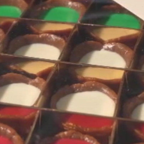 Kuwait Flag Chocolate Cups - Fantastic Chocolate