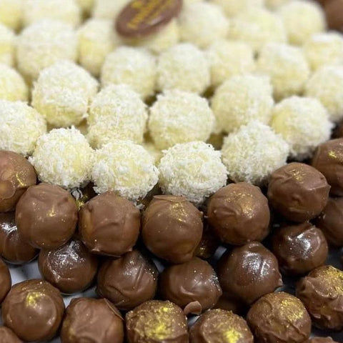 Mini White & Brown Truffle Balls Tray - Fantastic Chocolate