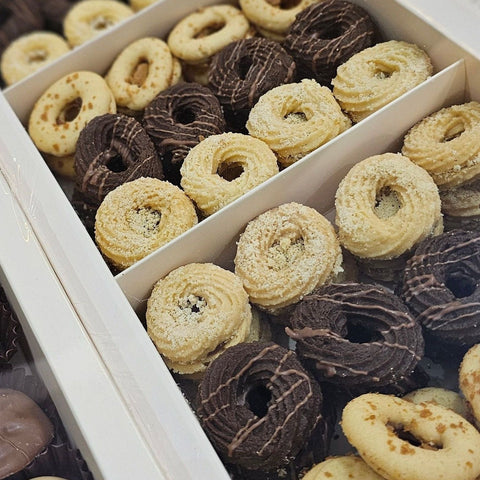 French Biscuit Mix Box - Fantastic Chocolate