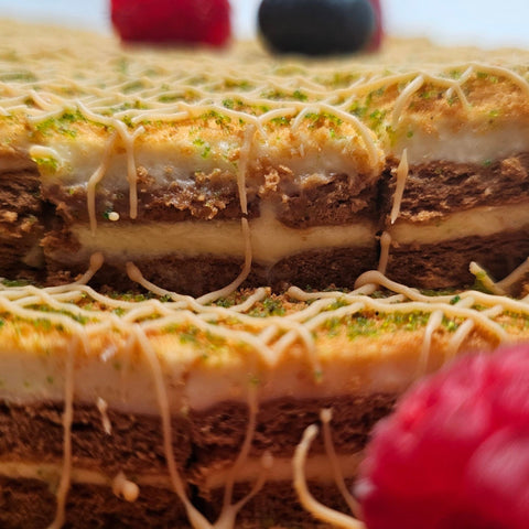 Honey Cake Crystal Tray - Fantastic Chocolate
