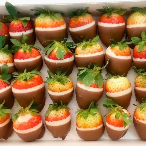 Strawberries Chocolate Box - Fantastic Chocolate