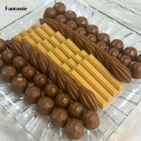 Occasions Crystal Tray - Fantastic Chocolate