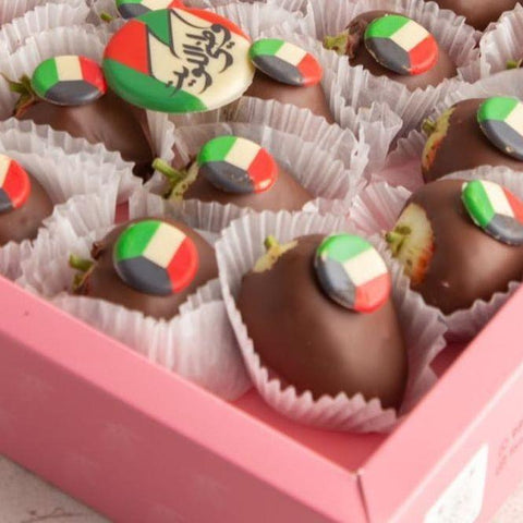 Strawberries Chocolate Box - Fantastic Chocolate